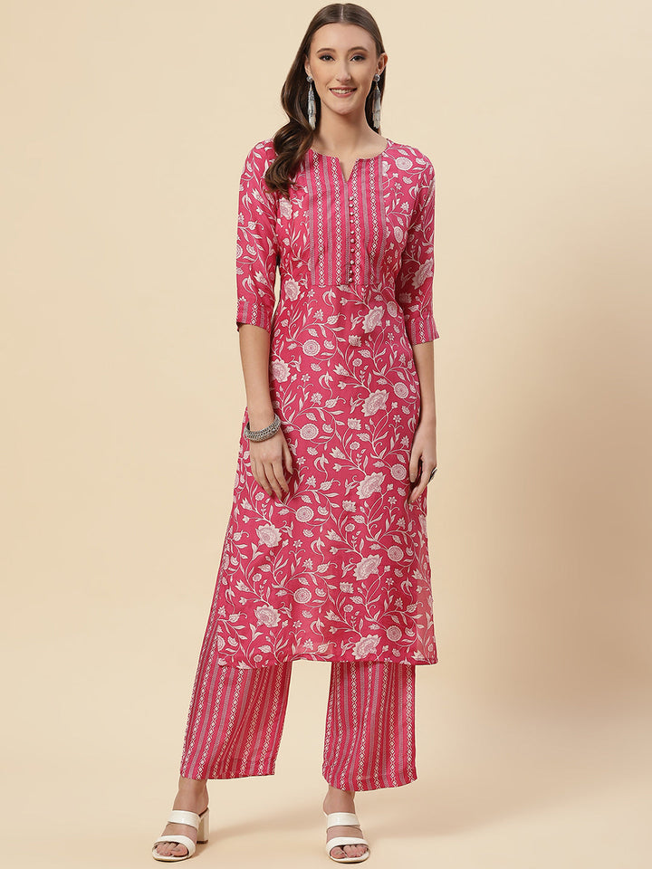 Floral Printed Muslin Kurta With Pants