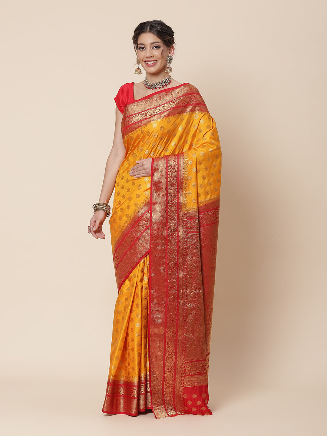 Zari Border Woven Art Handloom Saree