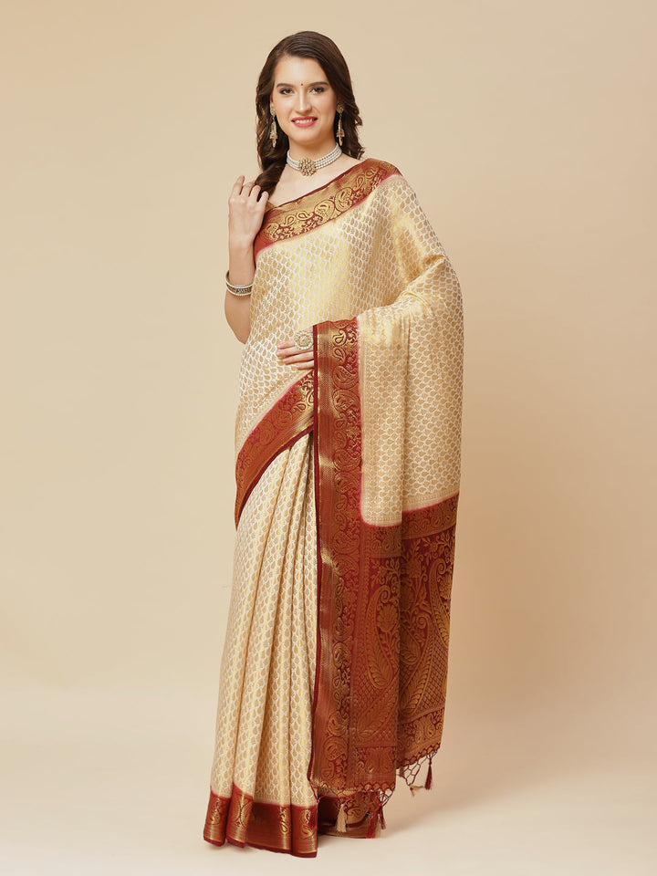 Zari Border Booti Art Handloom Woven Saree