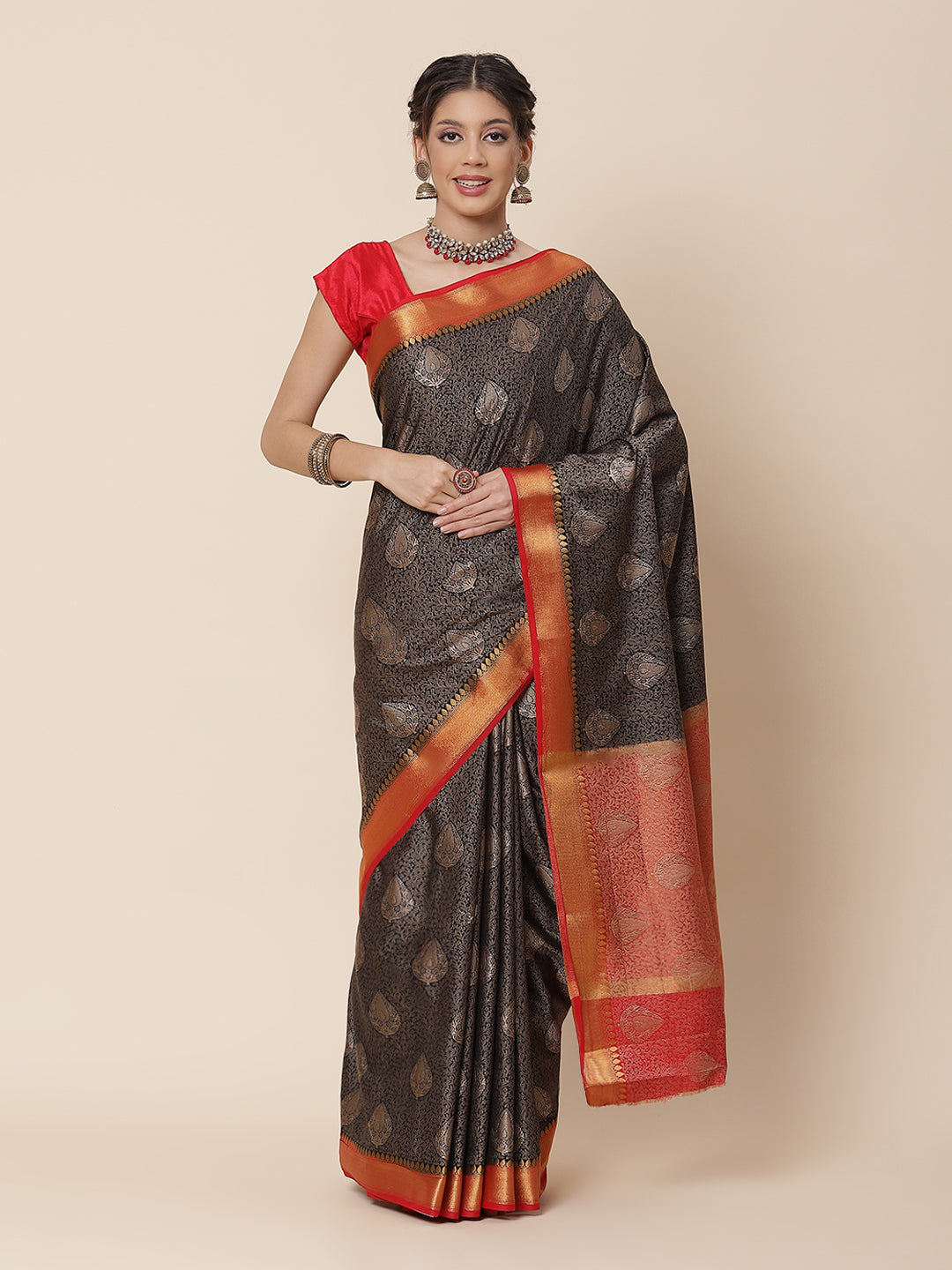 Zari Border Booti Art Handloom Woven Saree