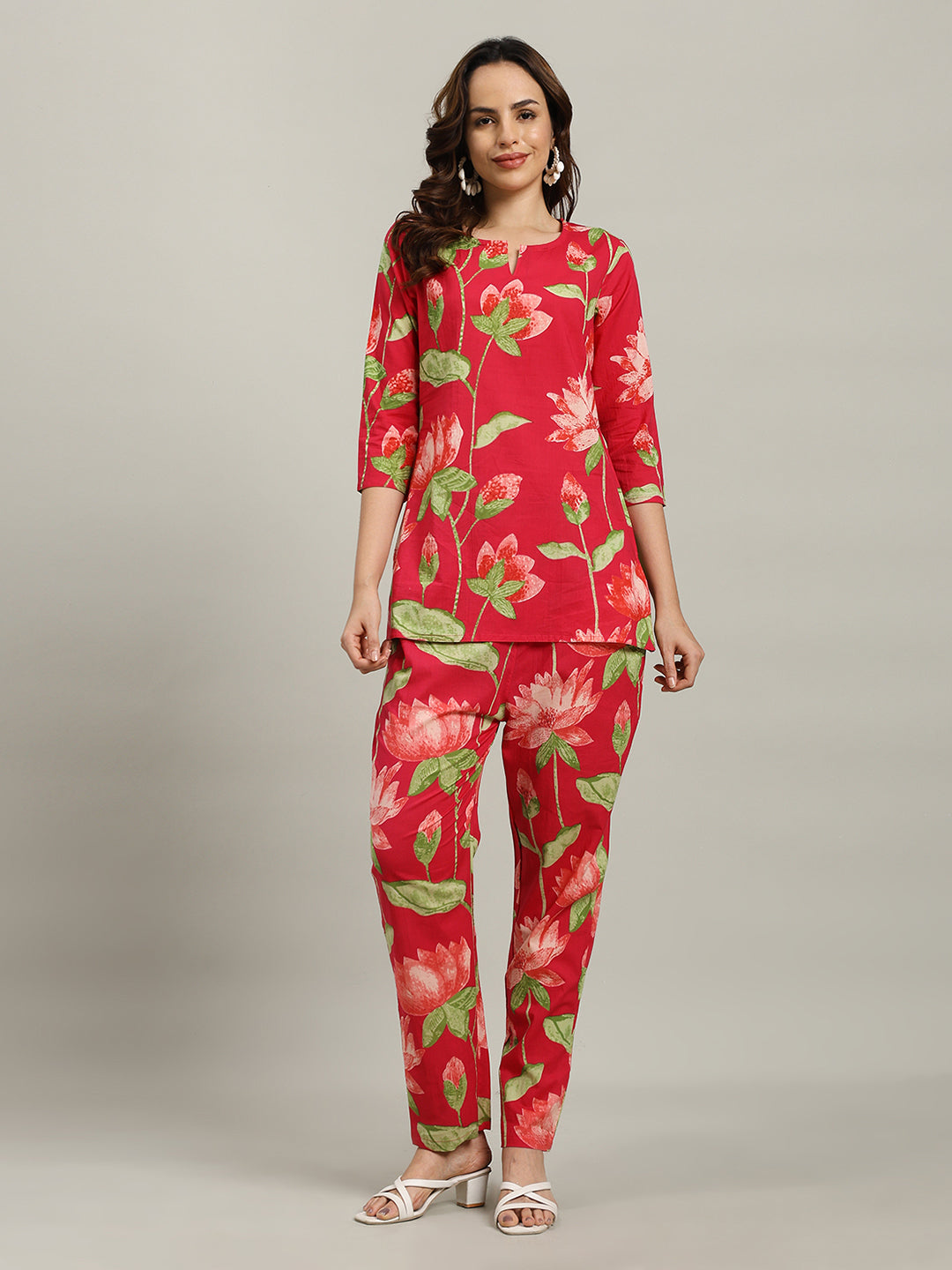 Printed Cotton Blend Kurta With Pants