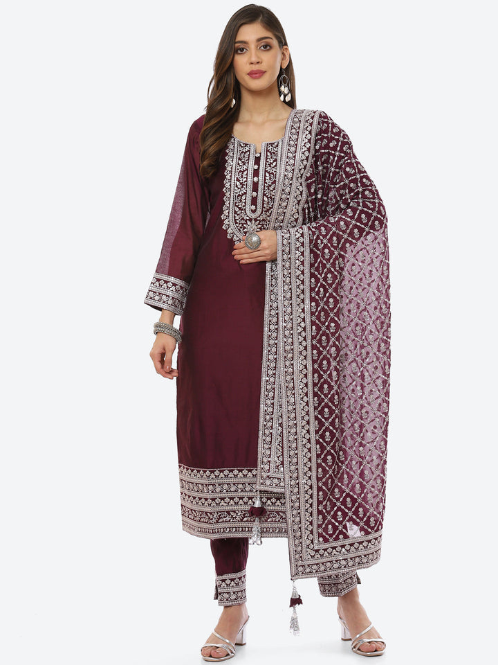 Resham Neck Ghera Chanderi kurta With Pant &amp; Dupatta