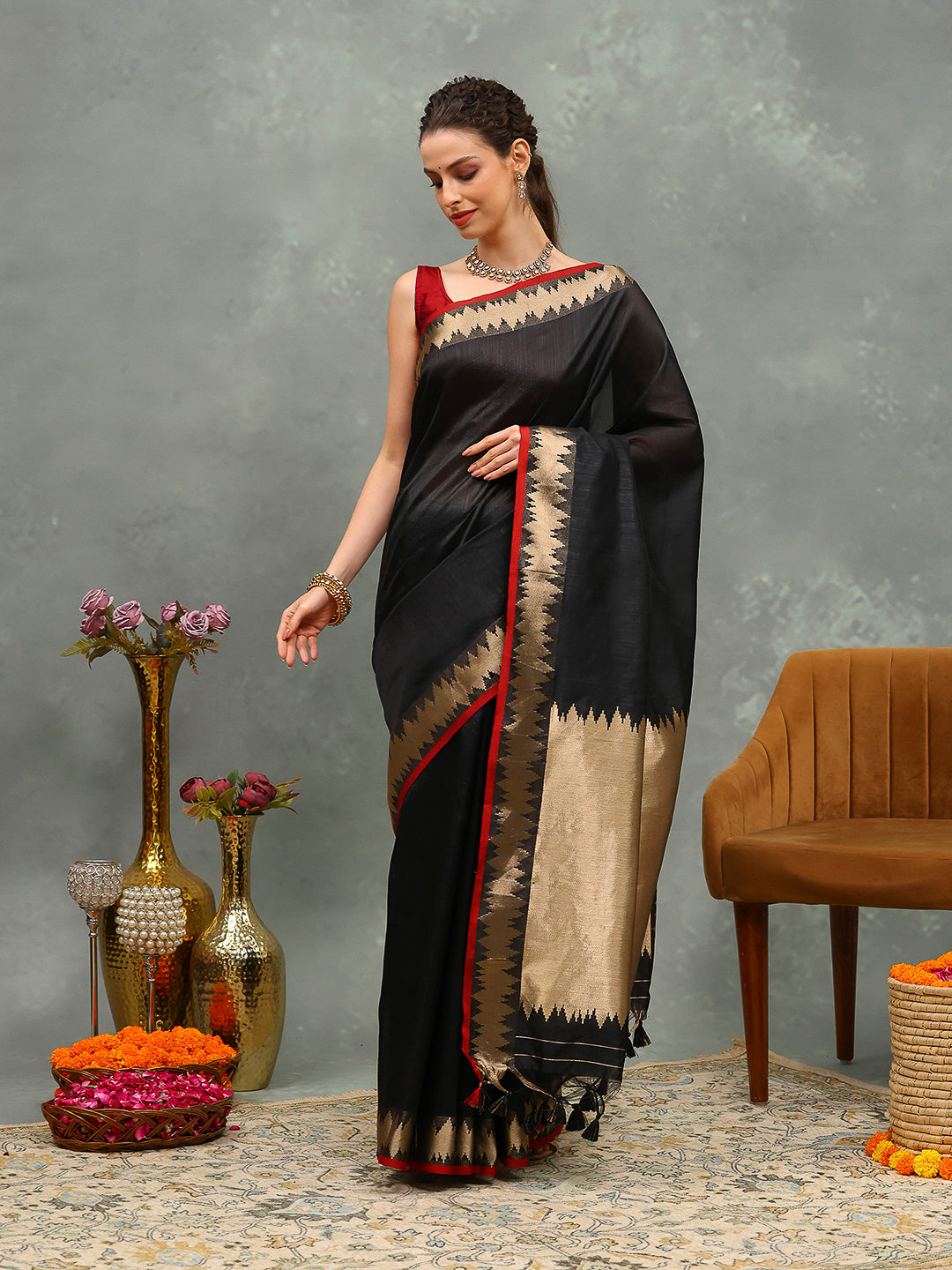 Woven Design Cotton Blend Saree