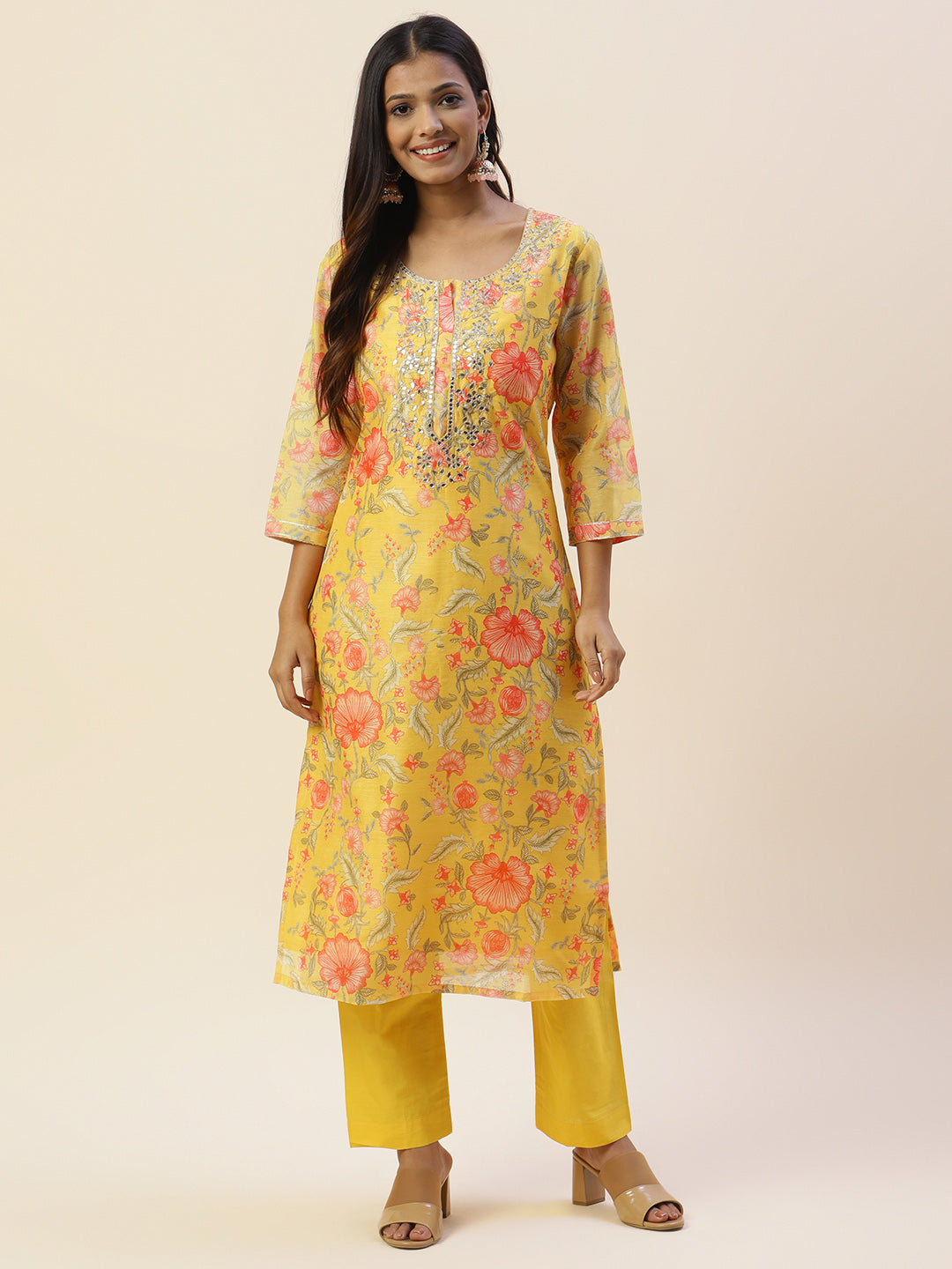 Printed &amp; Yoke Embroidered Chanderi Kurta With Pants