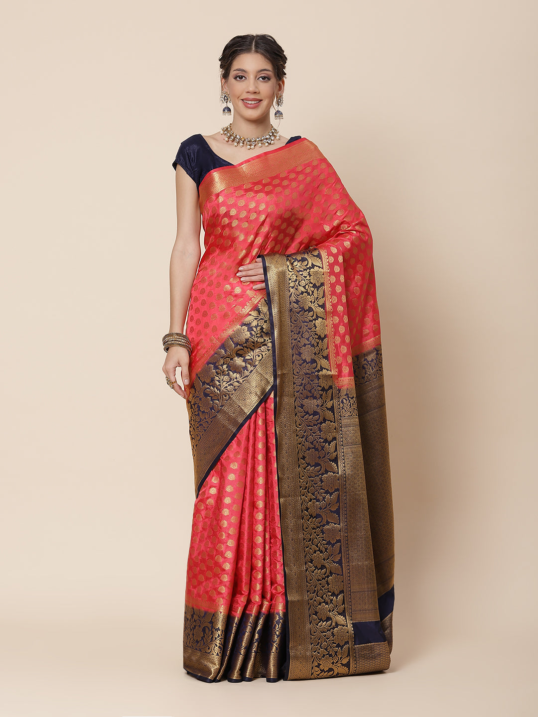 Zari Border Booti Work Art Handloom Woven Saree