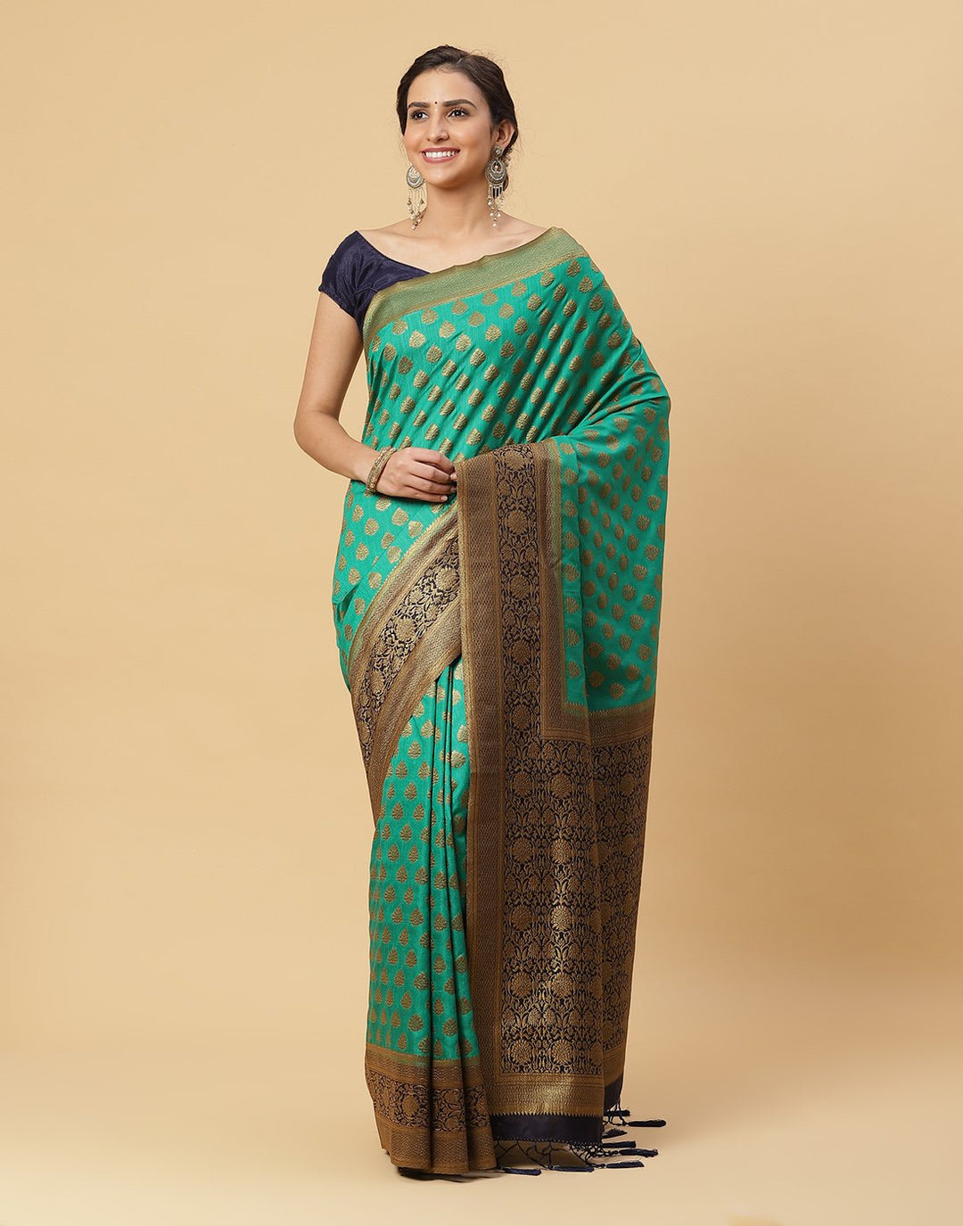 Woven Art Handloom Saree With Zari Booti Border