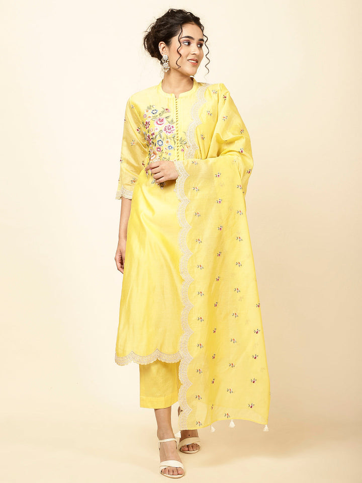 Floral Embroidered Chanderi Kurta With Pants &amp; Dupatta