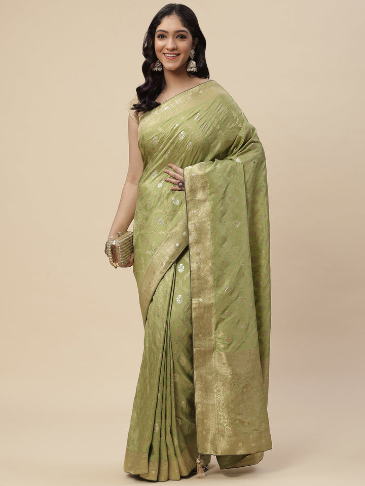 Zari Jaal Handloom Woven Saree