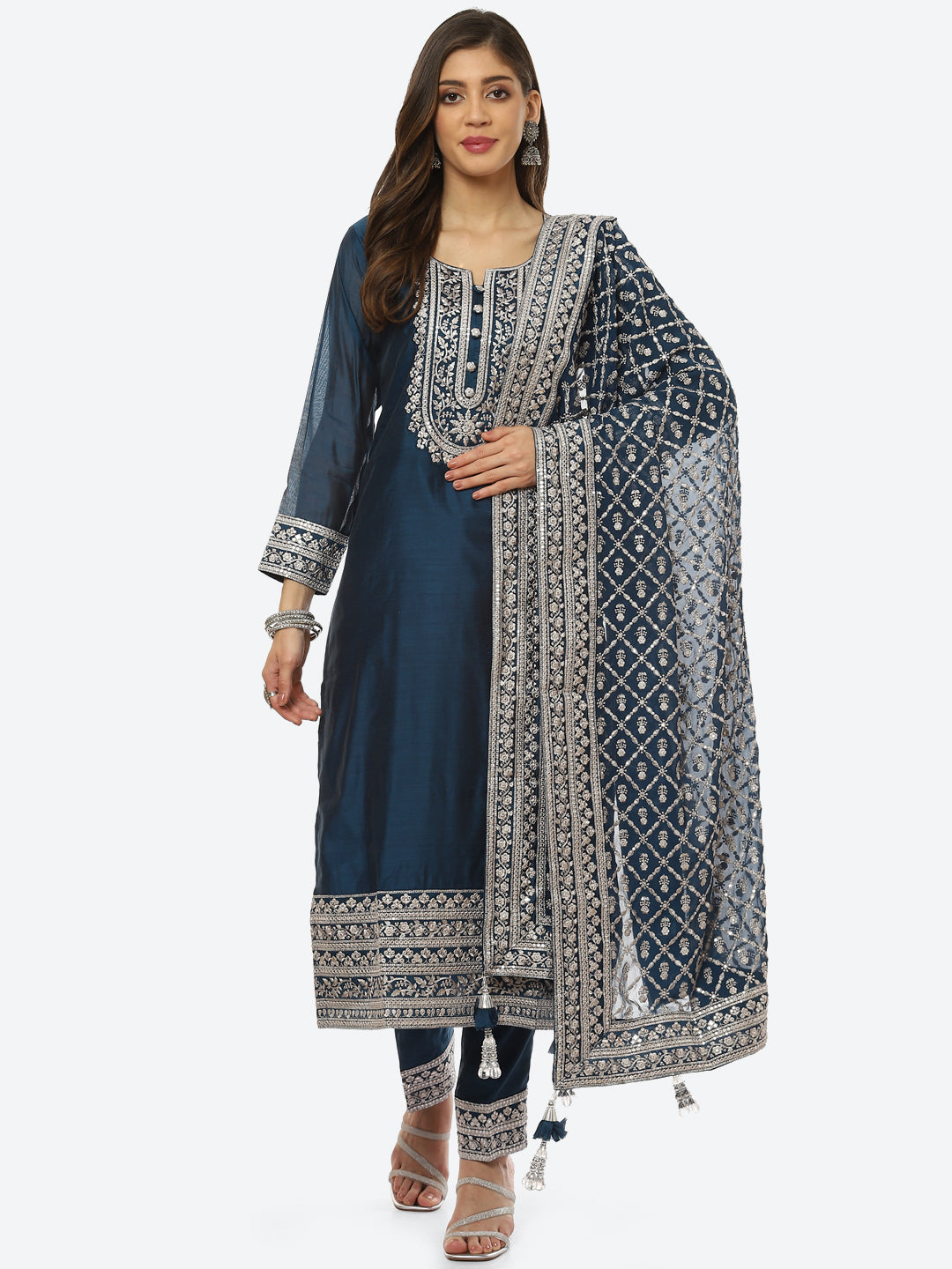 Resham Neck Ghera Chanderi kurta With Pant &amp; Dupatta