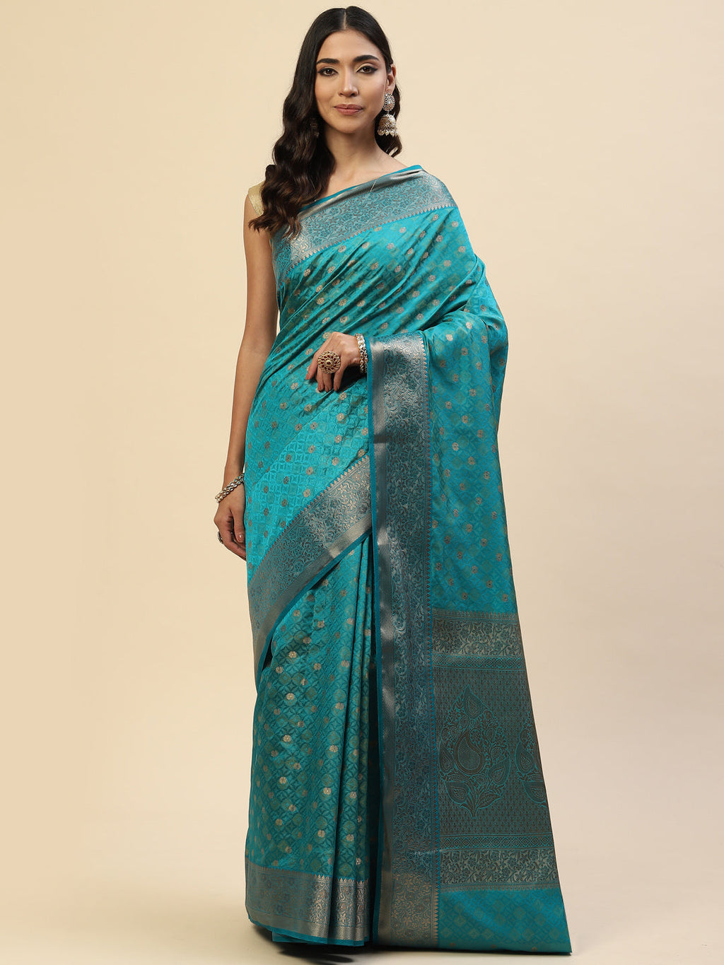 Zari Border Booti Handloom Woven Saree