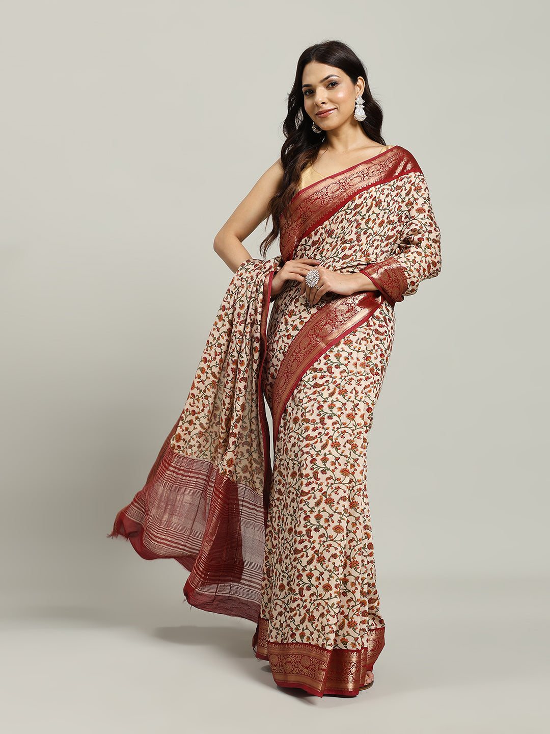 Digital Printed Cotton Blend Woven Saree