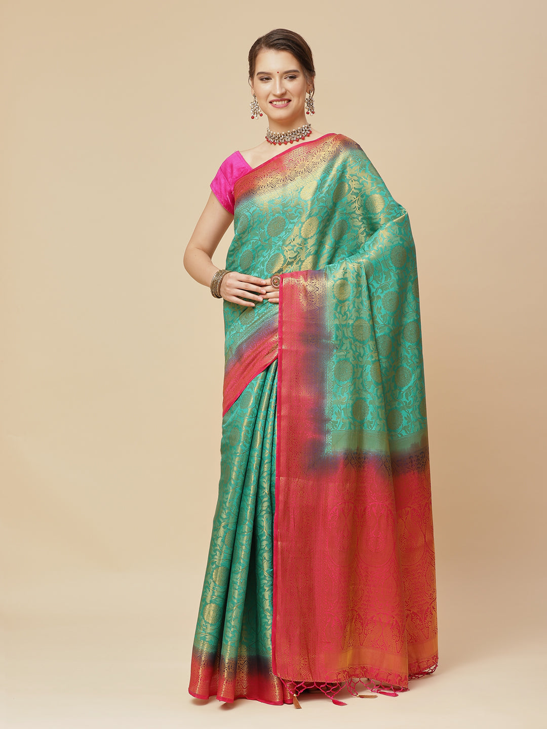 Zari Jaal Art Handloom Woven Saree