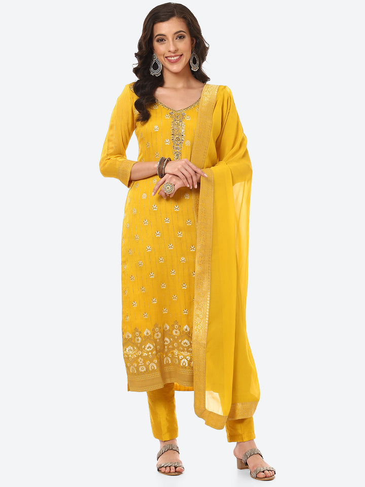 Zari Neck Embroidered Booti Border Kurta With Pant &amp; Dupatta