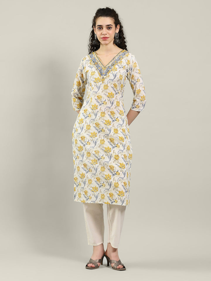Printed Cotton Blend Kurta &amp; Pants