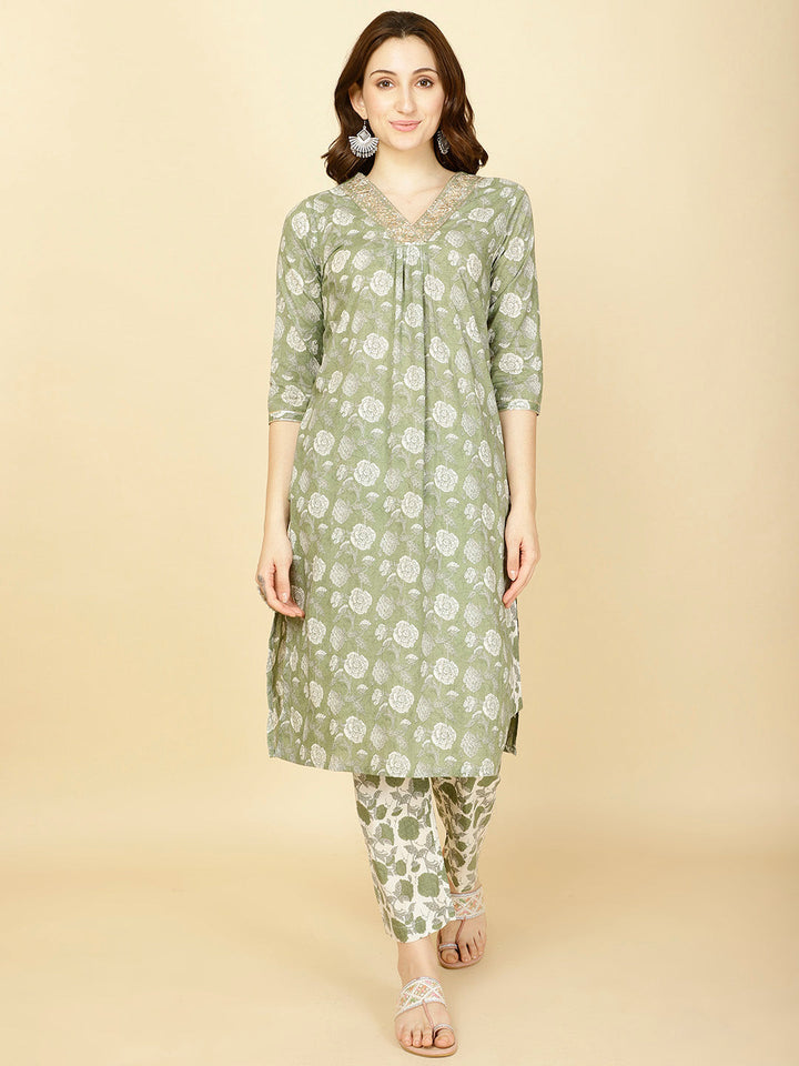 Floral Printed Cotton Kurta With Pants