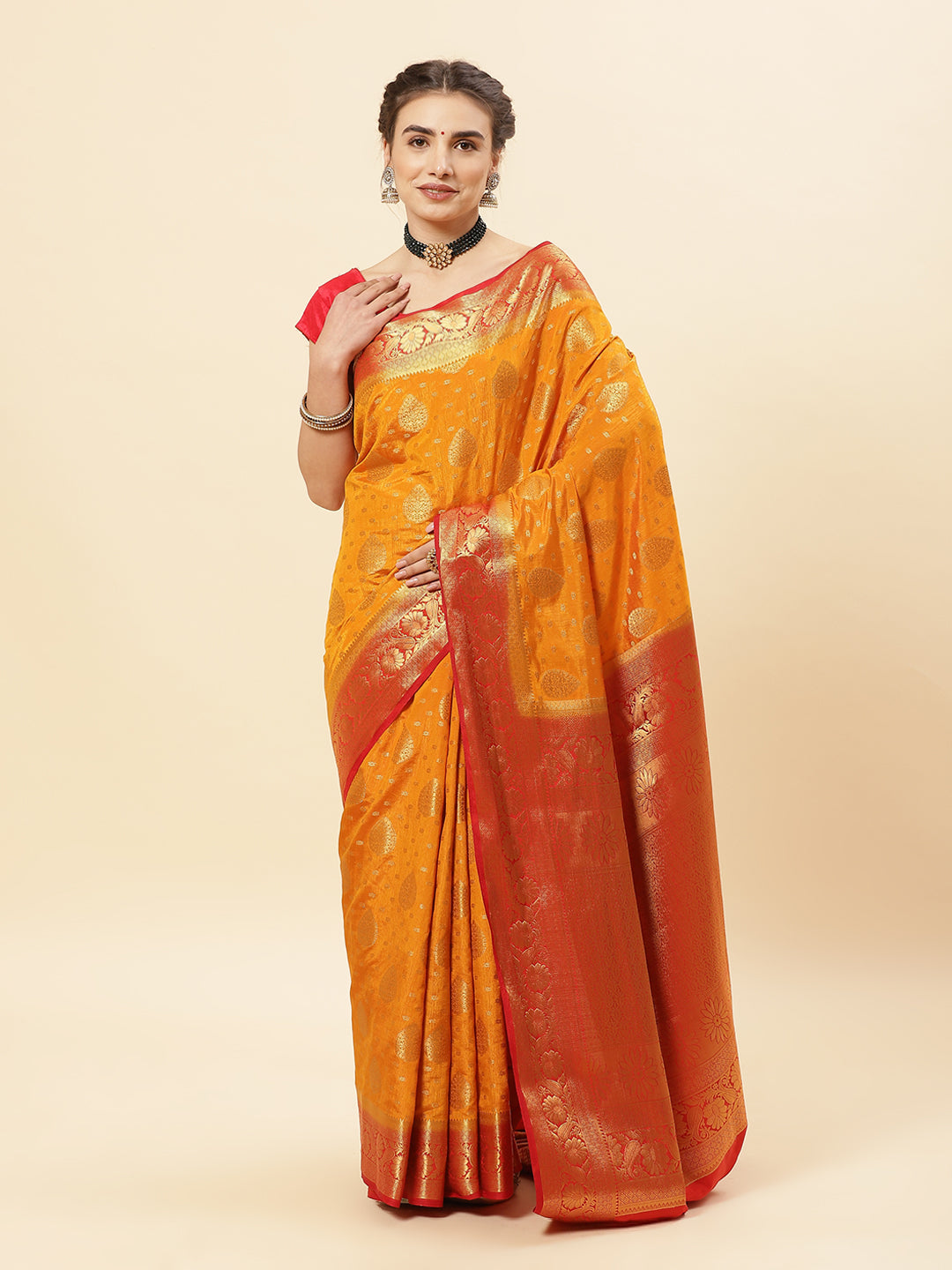 Zari Border Booti Art Handloom Saree With Running Blouse