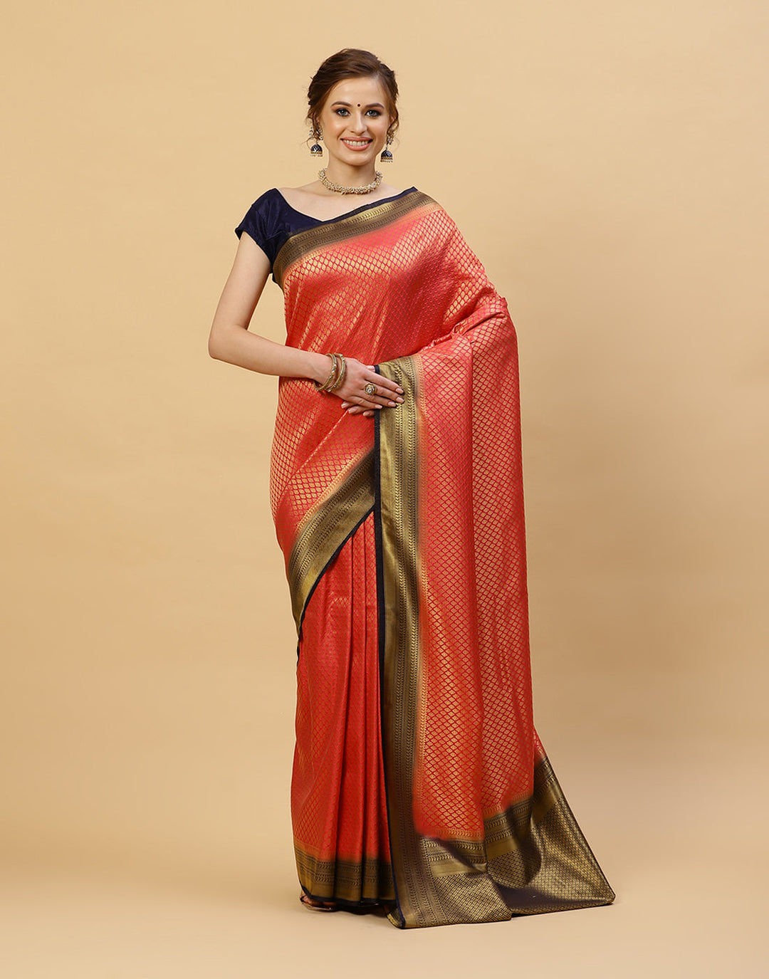 Zari Border Booti Art Handloom Woven Saree