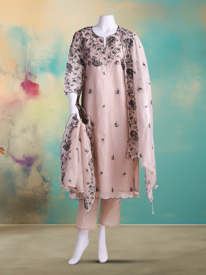 Embroidered Chanderi Kurta With Pant &amp; Dupatta