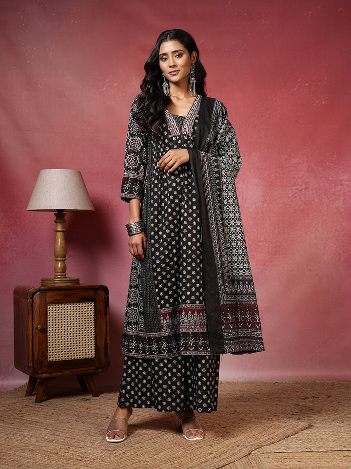 Printed Cotton Blend Kurta With Plazzo &amp; Dupatta