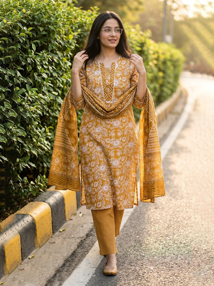 Yellow Printed Cotton Blend Straight V Neck Suit Set
