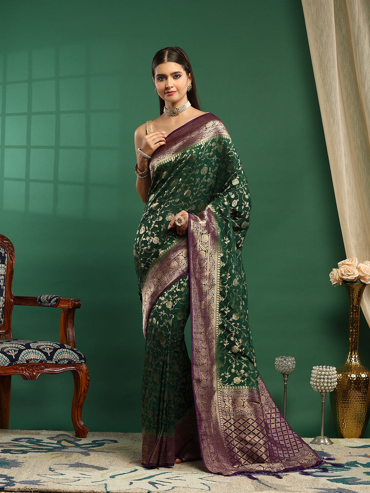 Plain Crepe Saree