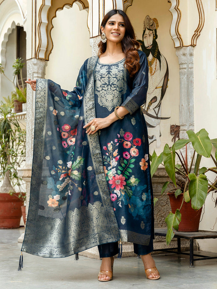 Embroidered Chanderi Kurta With Pant &amp; Dupatta