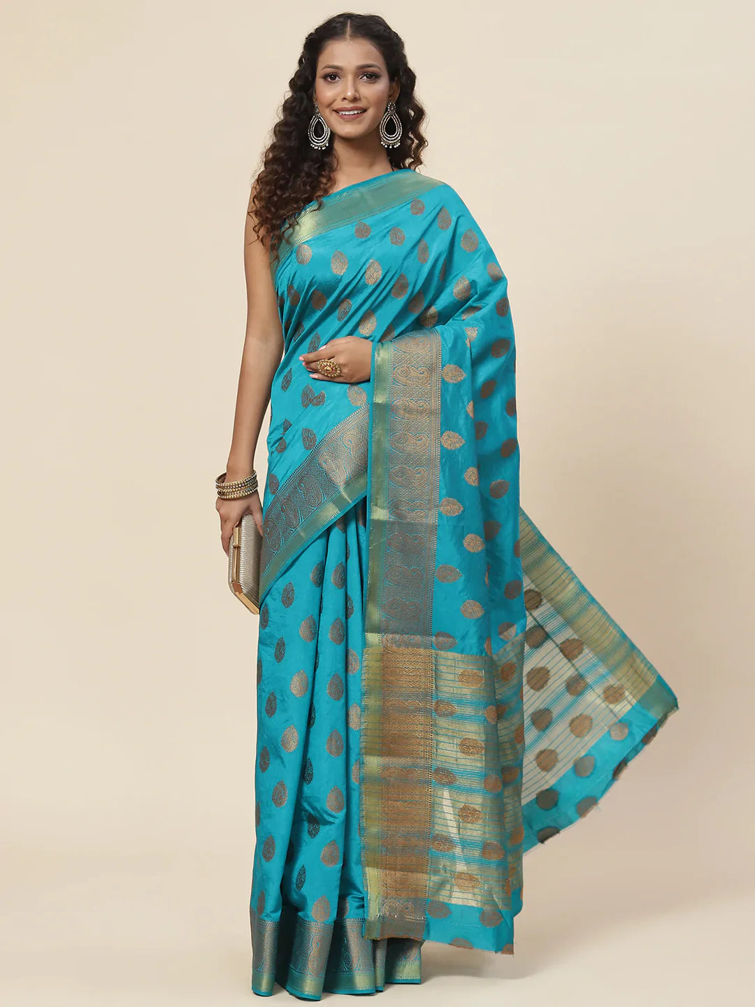 Zari Border Booti Handloom Woven Saree