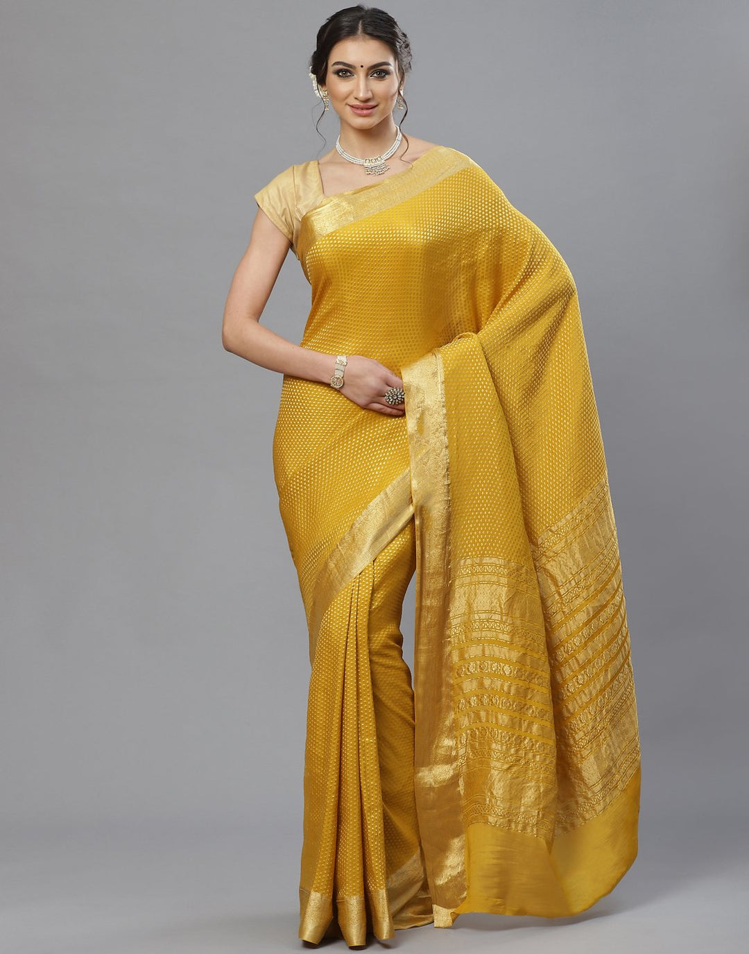 Crepe Saree with Zari Booti Design