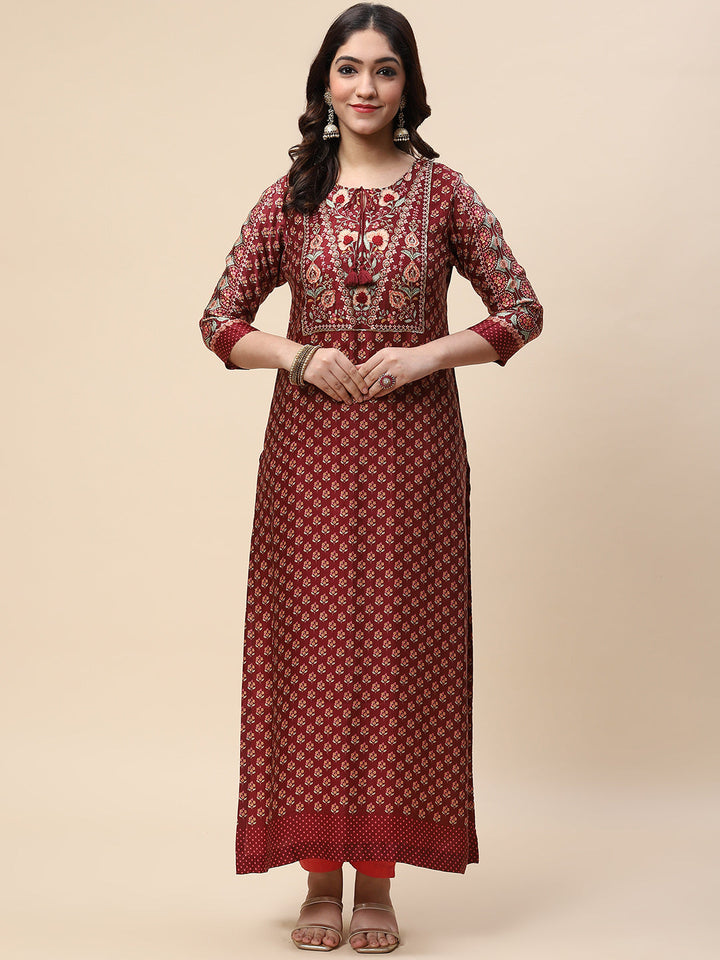 Zari Neck Embroidered &amp; Printed Satin Kurta