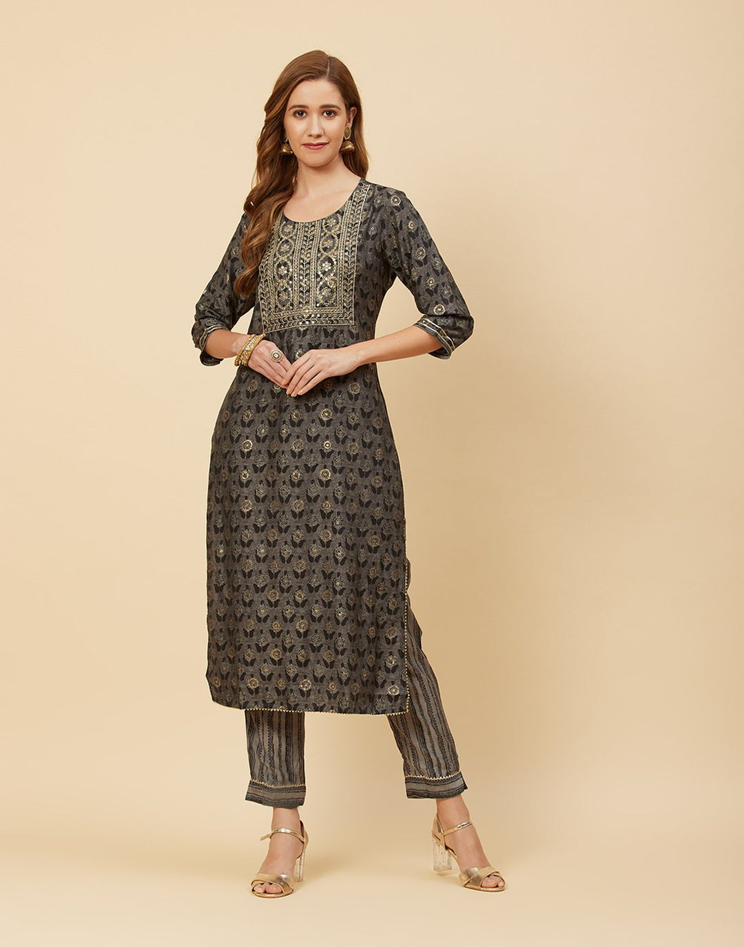 Embroidered Cotton Kurti With Pant