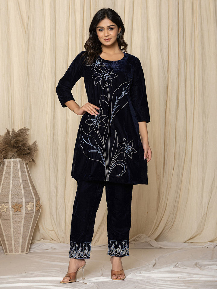 Navy Blue Velvet Floral Embroidered Kurta with Straight Pants