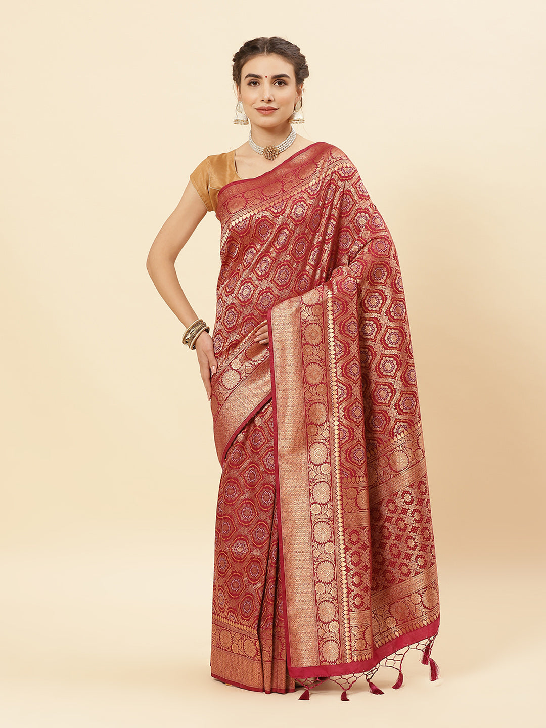 Bandhez Art Handloom Saree with Zari Border