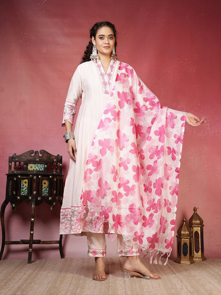 Embroidered Chanderi Kurta With Pant &amp; Dupatta
