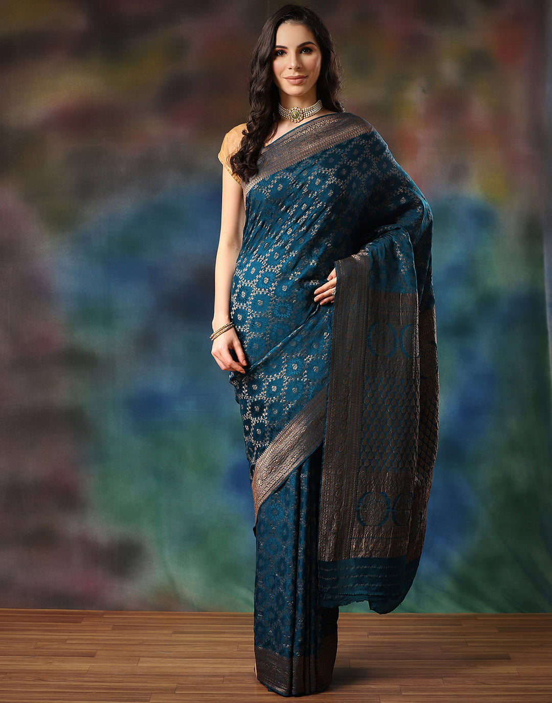 Zari Jaal Crepe Saree