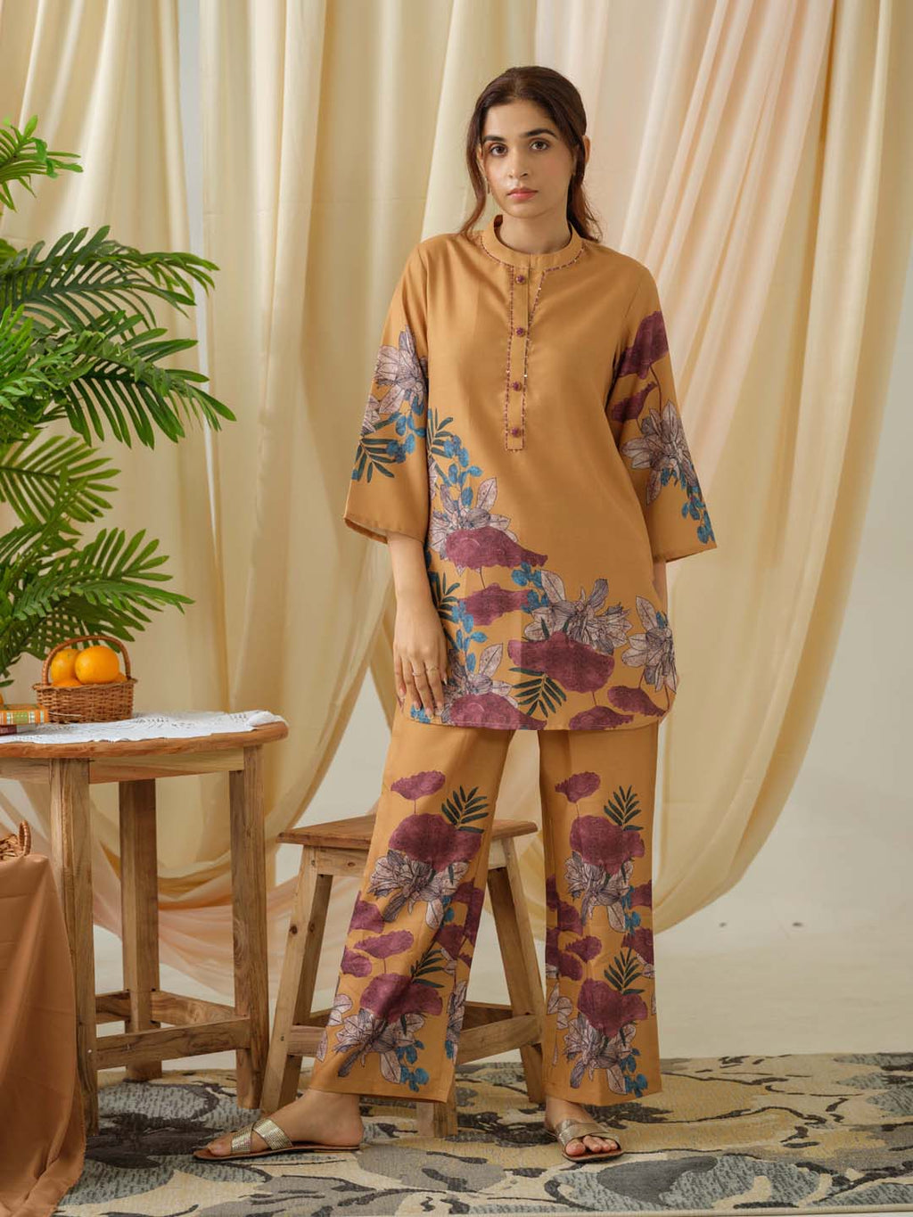 Floral Printed Cotton Kurti With Pants