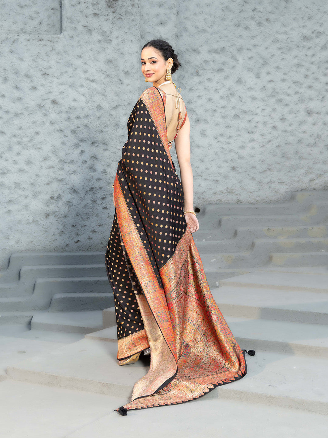 Woven Design Dola Silk Saree