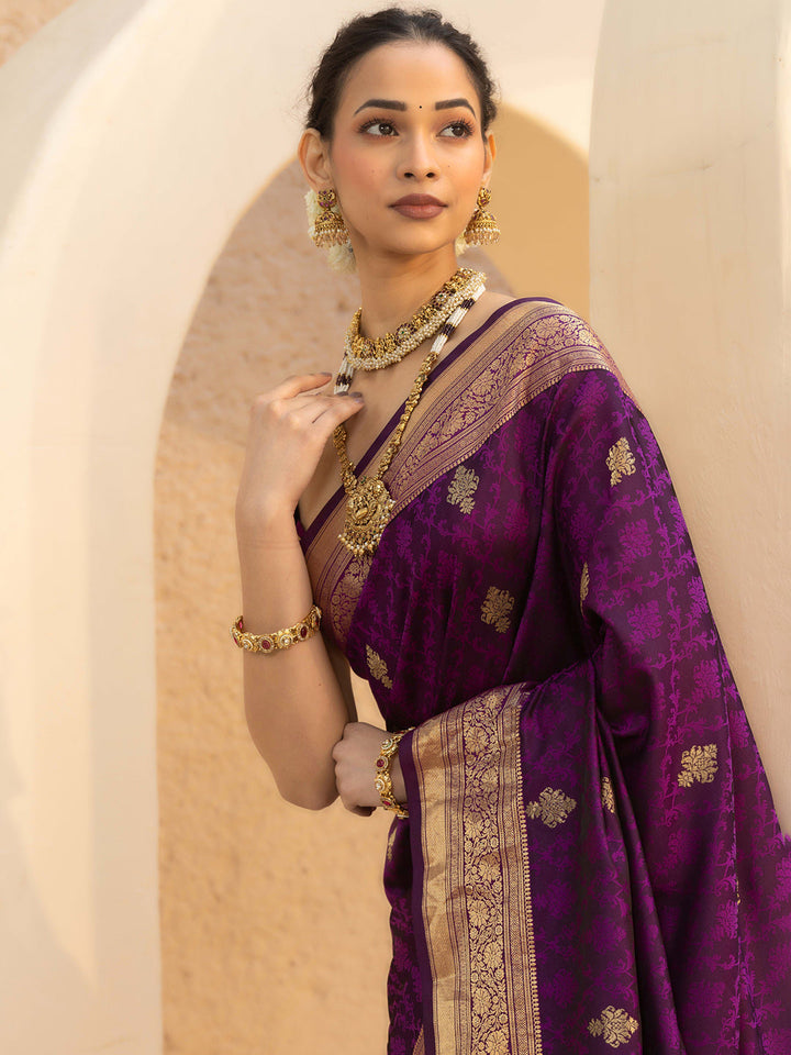 Woven Design Cotton Blend Saree