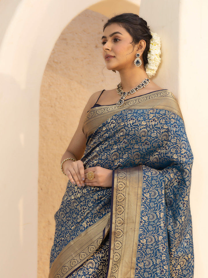 Woven Design Cotton Blend Saree