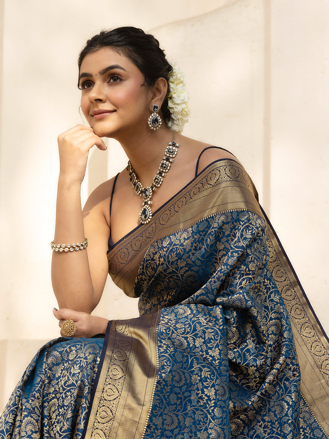 Woven Design Cotton Blend Saree