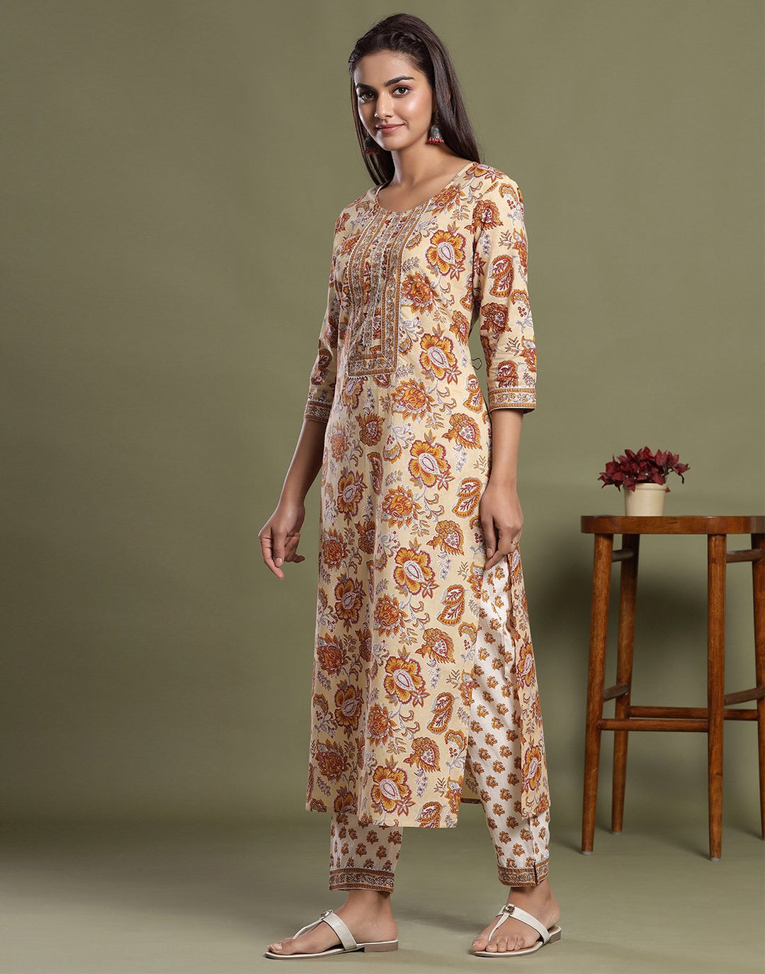 Floral Print Cotton Kurti Pant Set