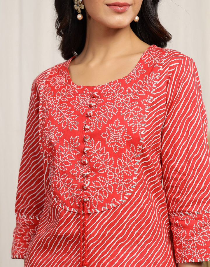 Leheriya Print Cotton Kurti Yoke Detail