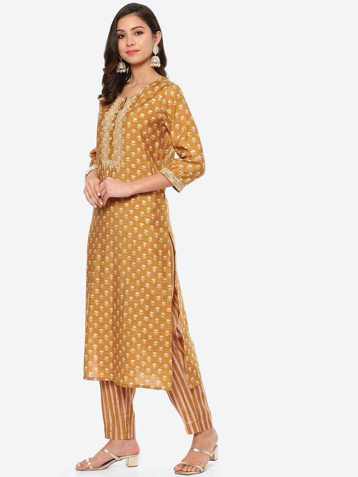 Sequin Muslin Kurta With Pant