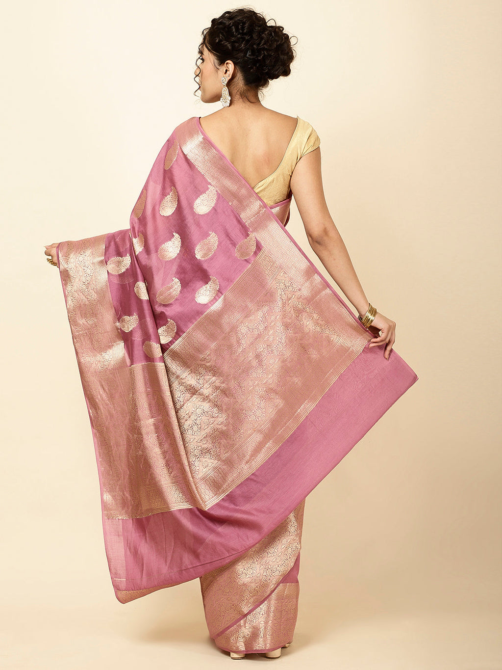 Zari Border Booti Woven Cotton Saree