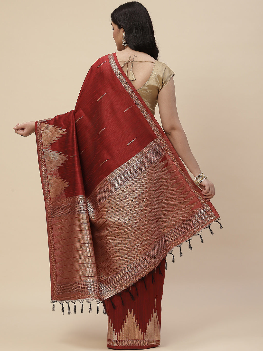 Zari Border Booti Tussar Woven Saree