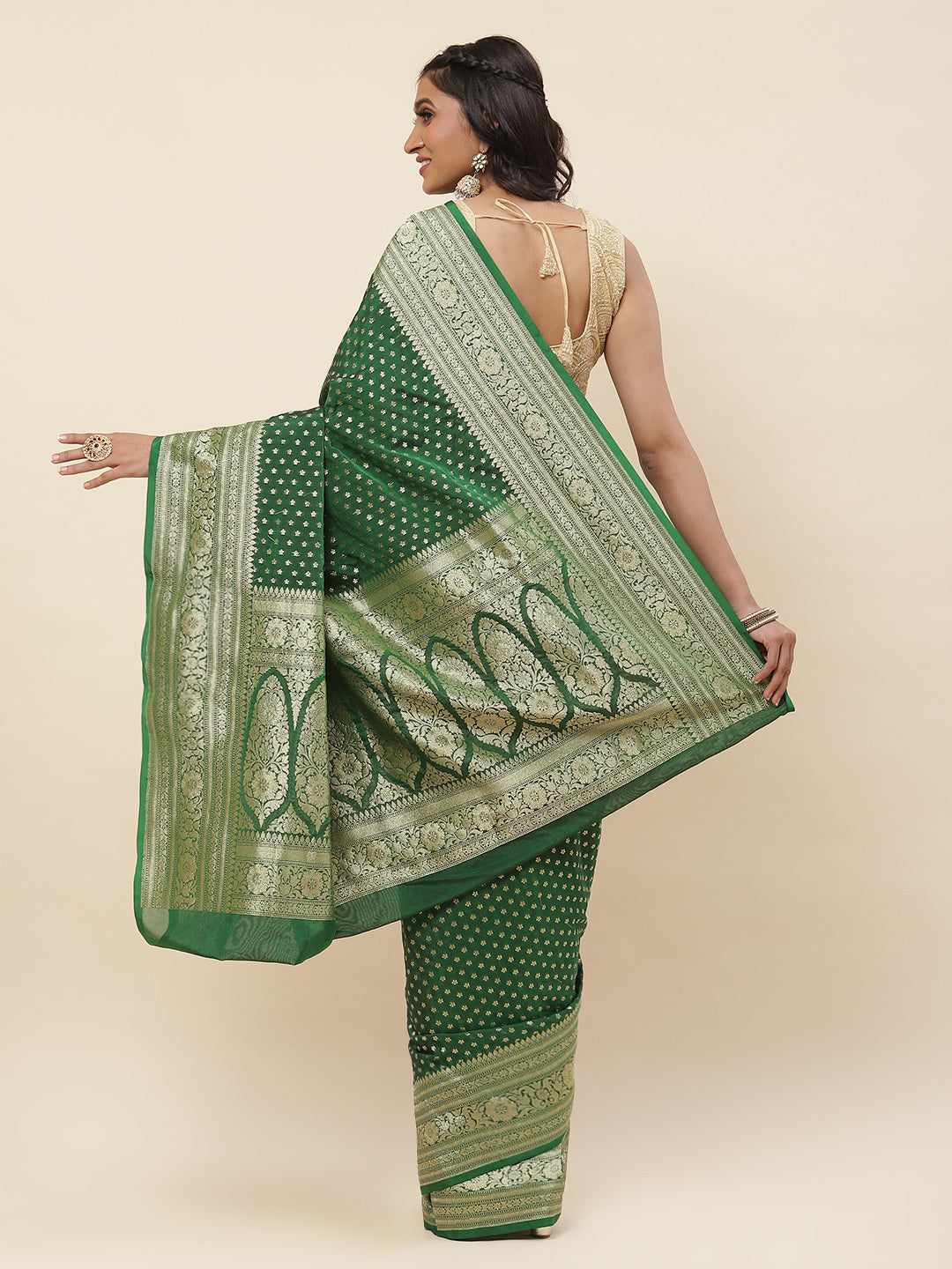 Zari Border Booti Woven Banarsi Saree