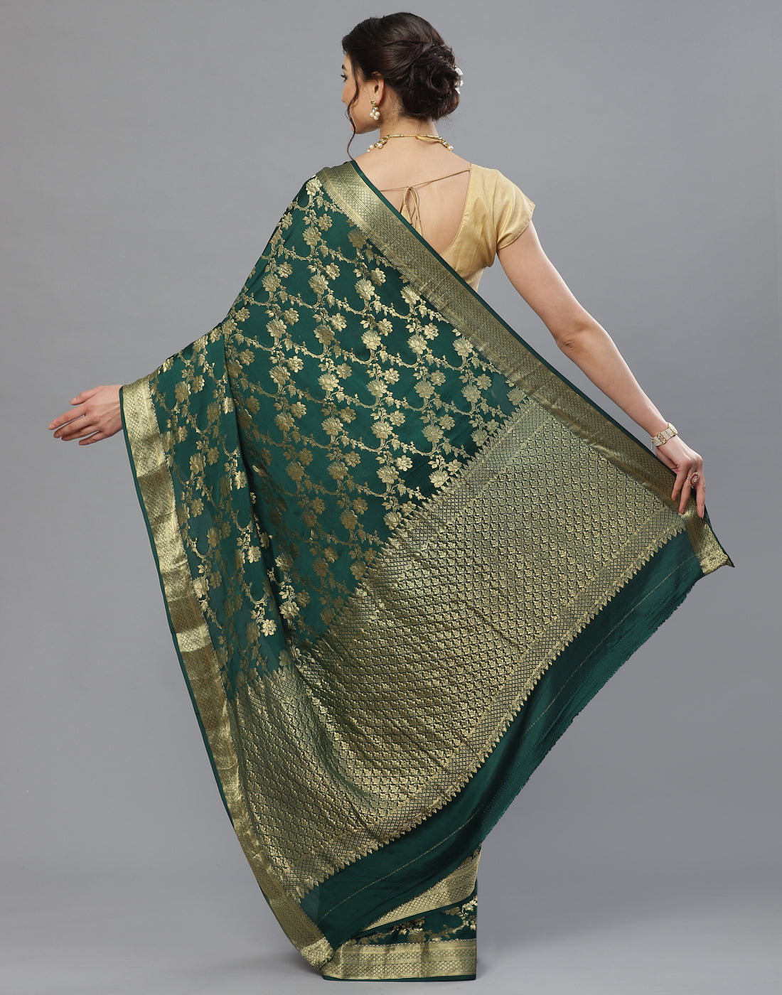 Zari Jaal Crepe Saree