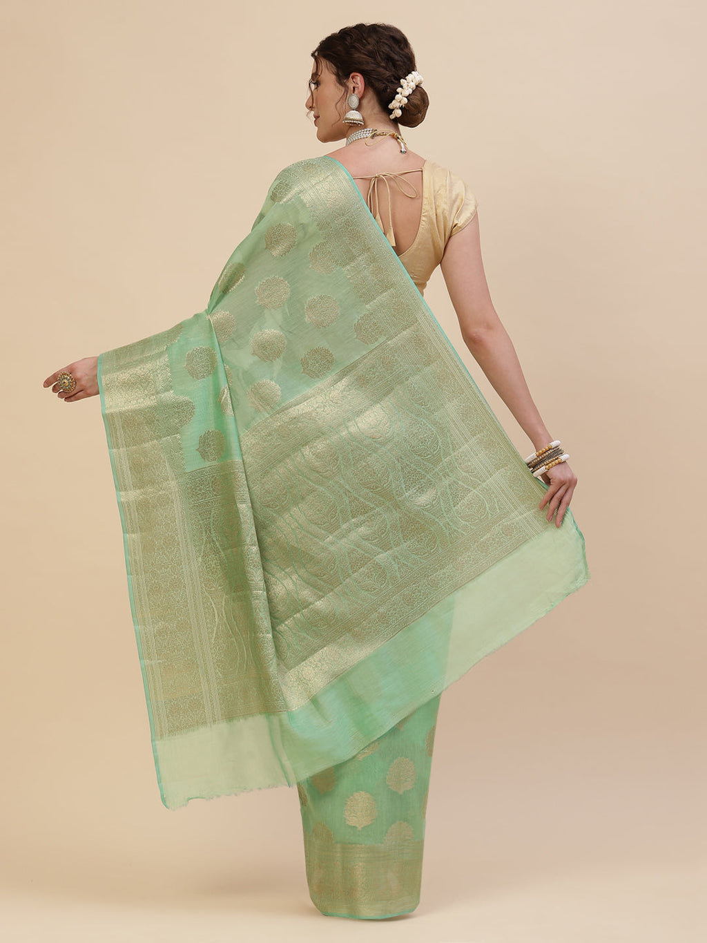 Zari Border Booti Cotton Woven Saree