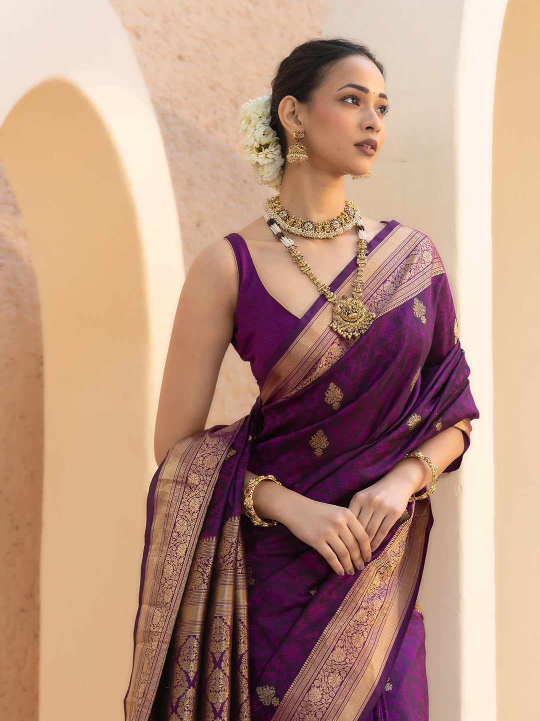 Woven Design Cotton Blend Saree