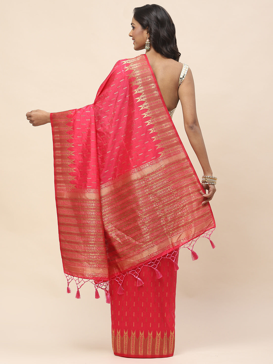 Zari Border Booti Woven Handloom Saree