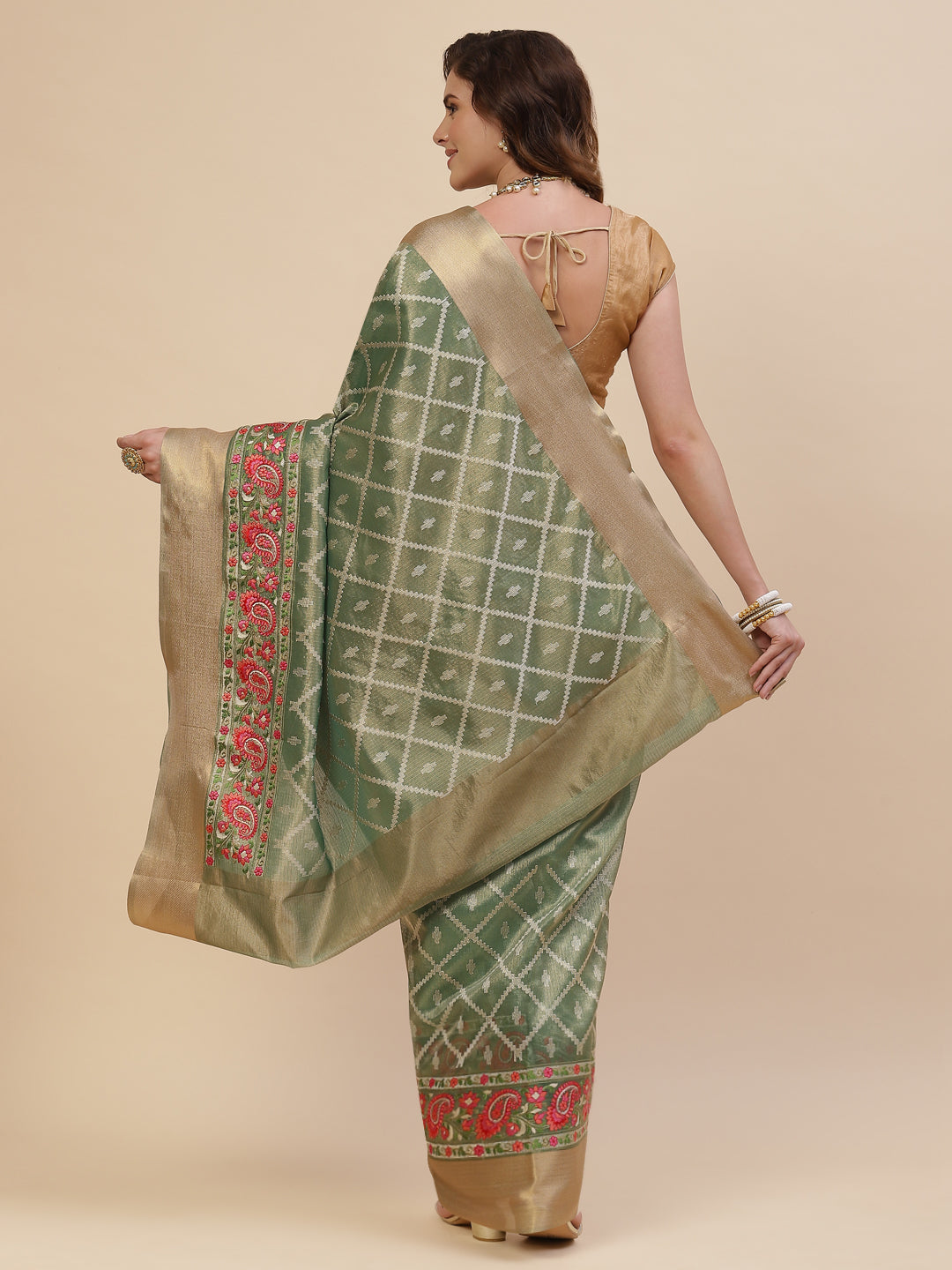 Resham Jaal Cotton Embroidered Saree